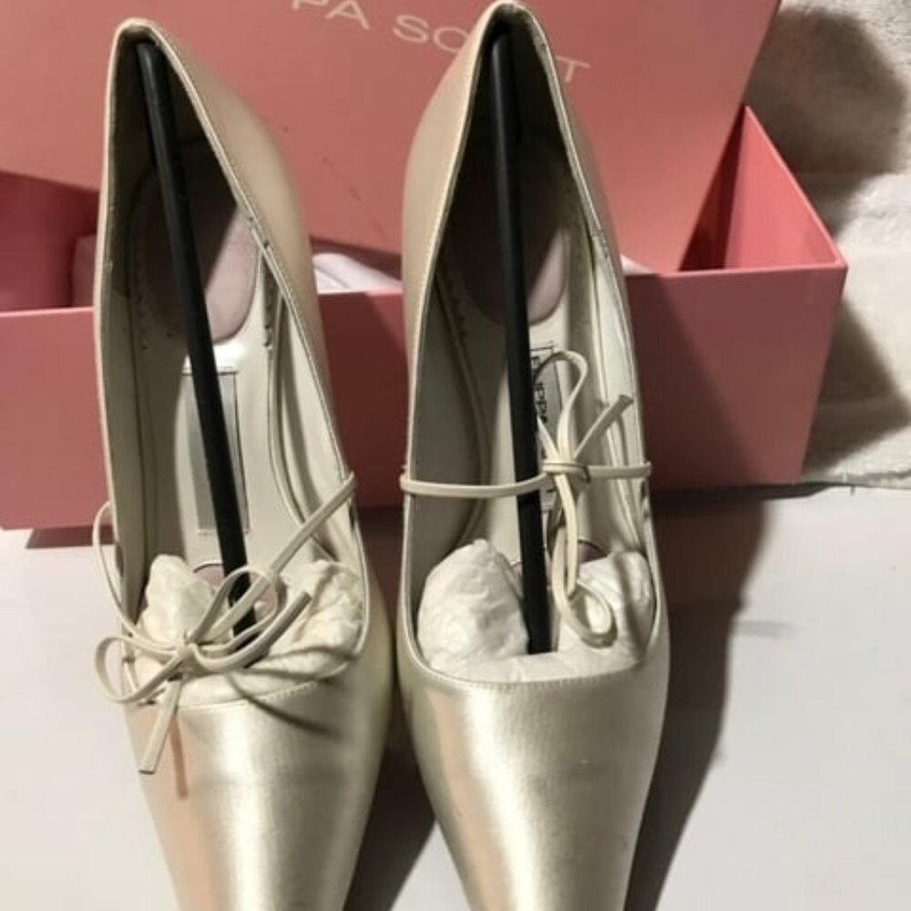 Filippa Scott Rosie Ivory Satin Shoes Size 6.5